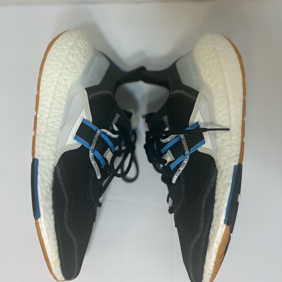 Adidas PARLEY X ULTRABOOST '22 SHOES (HQ6539) Size 9.5 - Picture 7 of 10